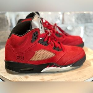 Nike Air Jordan 5 Raging Bull Size 9.5